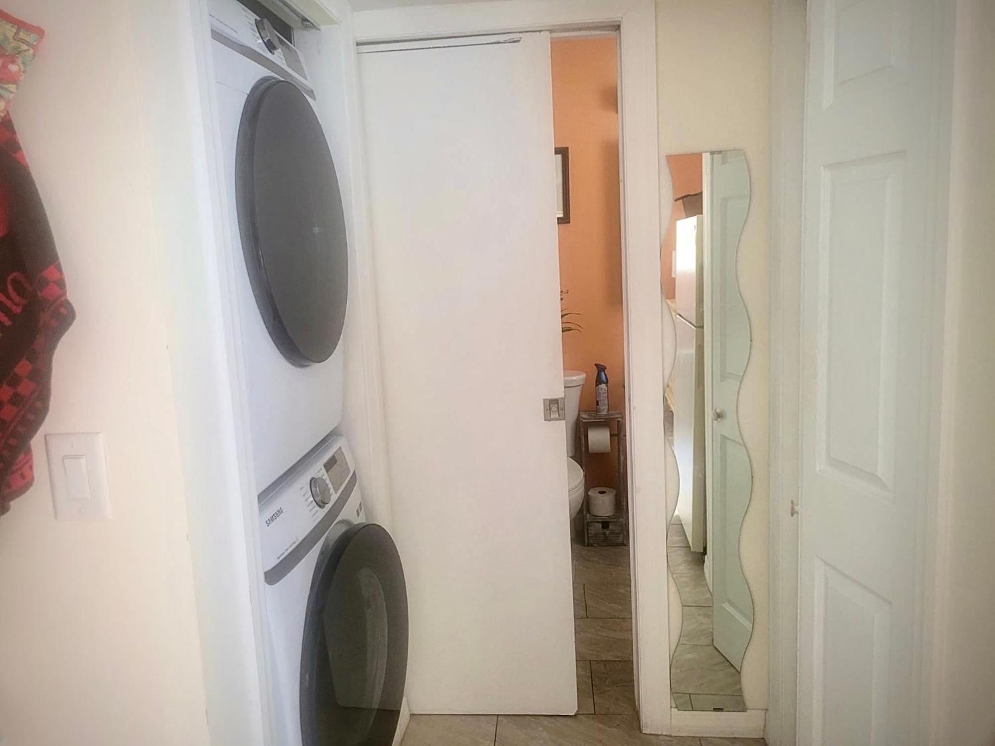 ~ Cozy In-Law Apartment Close To Siesta Key ~ サラソータ エクステリア 写真